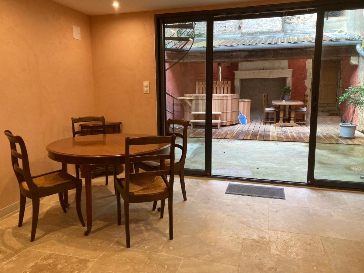 Le Patio De Xenia Bed & Breakfast La Charite-sur-Loire Ngoại thất bức ảnh